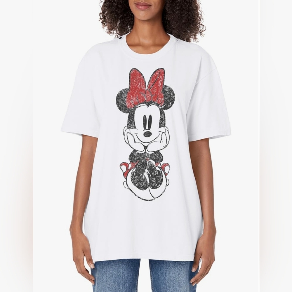 Disney Mickey And Friends Minnie Mouse Sitting Adult Oversized Vintage T-Shirt